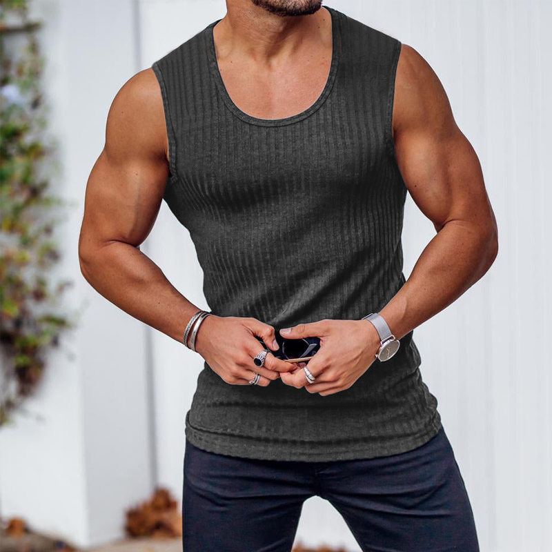 ⚡ 2+1 GRATIS! Elastisches Herren-Tanktop – Eng anliegend, bequem & ideal für Alltag & Gym 🏋️♂️