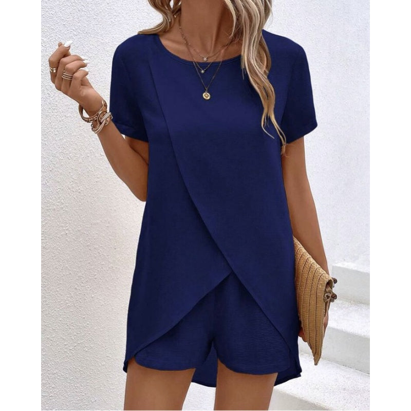 🌿✨ 50% rabatt 💥 Trendigt damset med topp & shorts 👗 enfärgat, lätt tyg & perfekt för svensk sommar ☀️