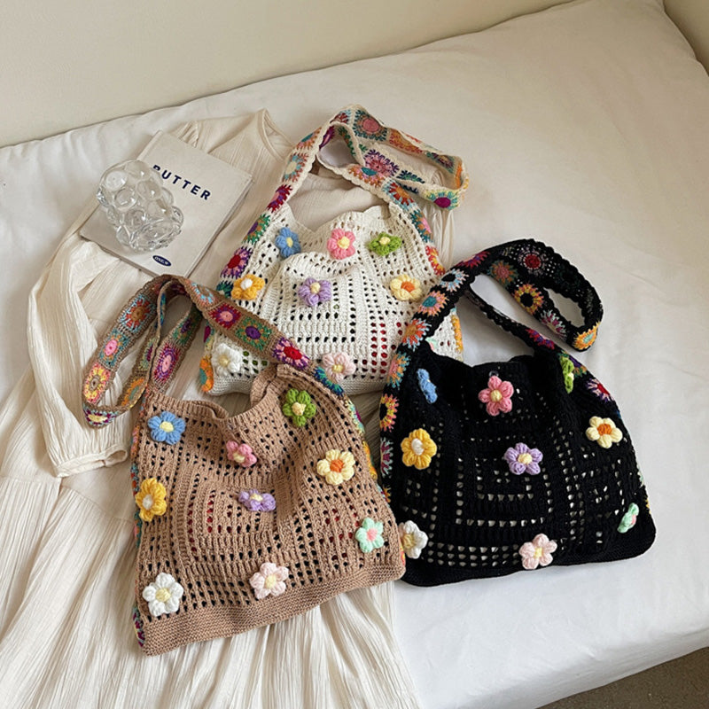 🔥 50% RABATT 📢 Dam virkad etnisk axelväska 👜 blomsterdetaljer, rymlig & perfekt för vardag och sommarutflykter 🌸✨