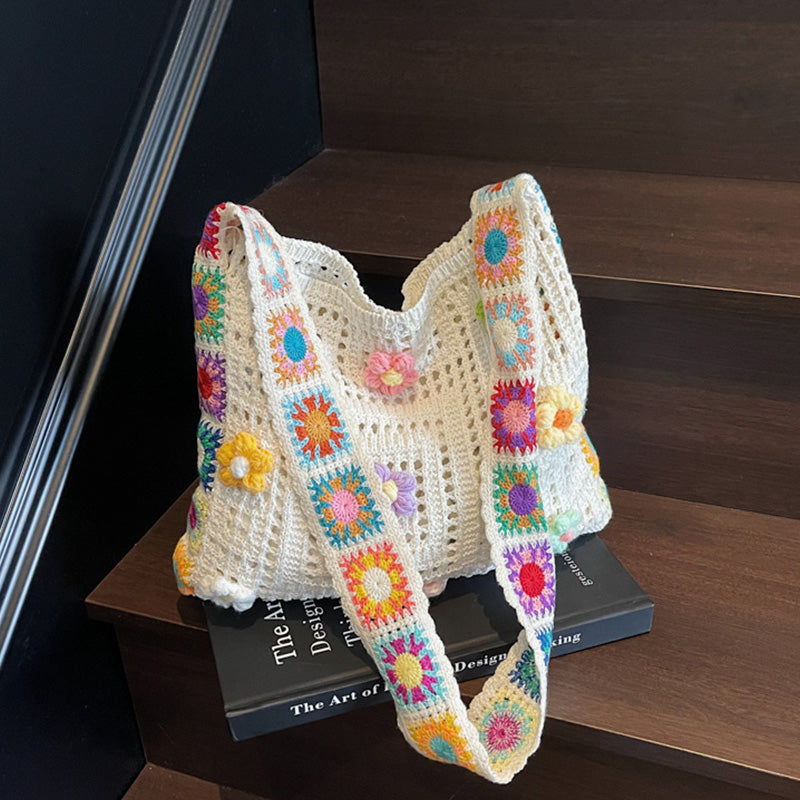 🔥 50% RABATT 📢 Dam virkad etnisk axelväska 👜 blomsterdetaljer, rymlig & perfekt för vardag och sommarutflykter 🌸✨