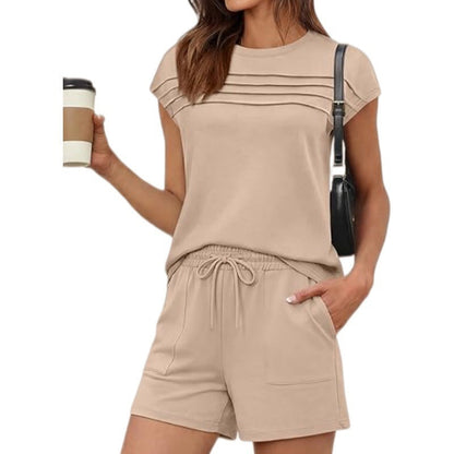 🔥 50% RABATT 👚 Sommarens bästsäljare ✨ 2-delat damset med veckad T-shirt & shorts – luftigt, bekvämt och stilrent 🌿