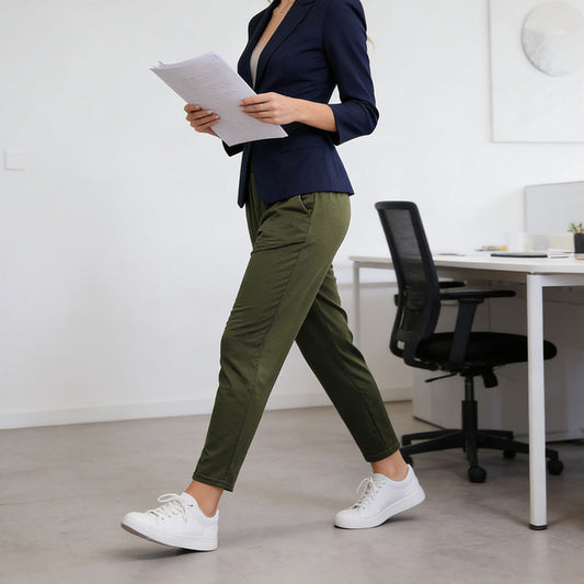 ✨ STORSÄLJARE I SVERIGE 🇸🇪 50% rabatt 👖 Eleganta plus size-byxor med fickor – modern passform & maximal komfort 💫