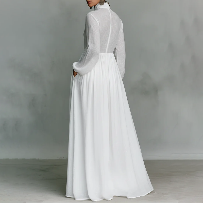 🔥🇸🇪 NYHET: -50% 🎁 Elegant vit maxiklänning med veck & hög hals 👗✨ stilren, luftig & perfekt för sommarens alla tillfällen ☀️