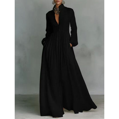 🔥🇸🇪 NYHET: -50% 🎁 Elegant vit maxiklänning med veck & hög hals 👗✨ stilren, luftig & perfekt för sommarens alla tillfällen ☀️