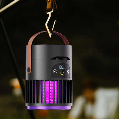 🌿 50% RABATT – Smart utomhuskomfort 💡 Uppladdningsbar fläkt med inbyggd UV-buggdödare 🔥 Ta med den till stranden, trädgården eller camping ✨