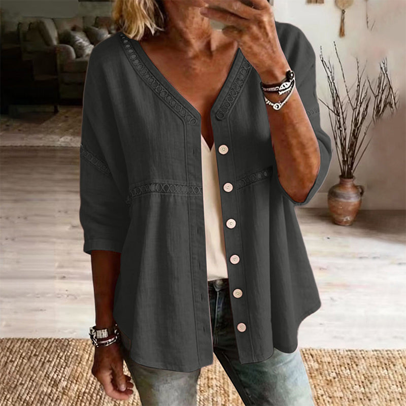💥50% RABATT！👕🌸 V-ringad spetsblus med knappar – på sommarens favorittopp✨