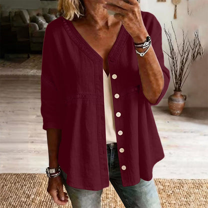 💥50% RABATT！👕🌸 V-ringad spetsblus med knappar – på sommarens favorittopp✨