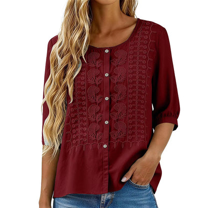 🔥 50% RABATT 👕🌸 Broderad bomulls- & linneblus ✨ Lätt, luftig och elegant – perfekt för sommarens alla tillfällen 🌿