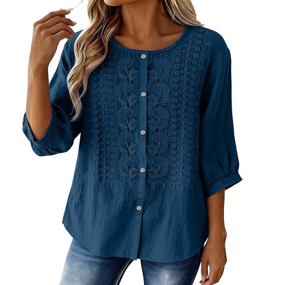 🔥 50% RABATT 👕🌸 Broderad bomulls- & linneblus ✨ Lätt, luftig och elegant – perfekt för sommarens alla tillfällen 🌿