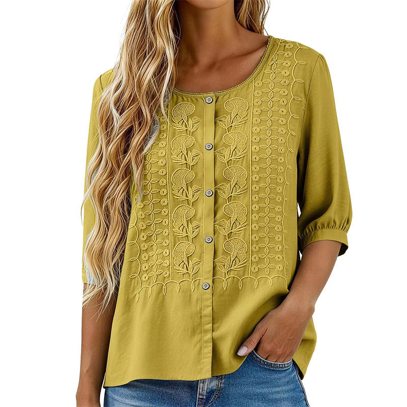 🔥 50% RABATT 👕🌸 Broderad bomulls- & linneblus ✨ Lätt, luftig och elegant – perfekt för sommarens alla tillfällen 🌿