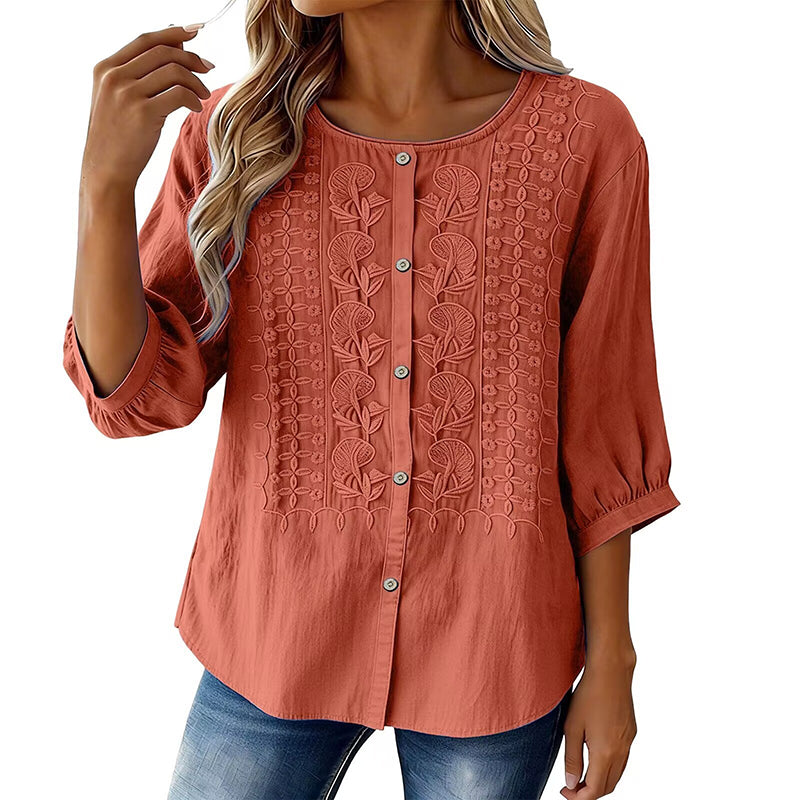 🔥 50% RABATT 👕🌸 Broderad bomulls- & linneblus ✨ Lätt, luftig och elegant – perfekt för sommarens alla tillfällen 🌿