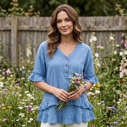 🔥 50% RABATT 💫 Damtröja med V-ringning & volangkant 👚 Elegant, feminin & perfekt för vardag och fest ✨
