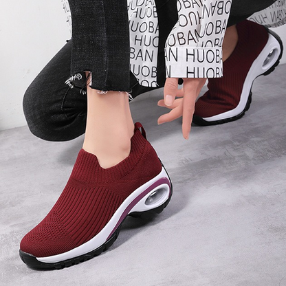 🔥 50% RABATT 👟🦶 Ortopediska mesh slip-on skor ✨ Ergonomisk dämpning, andningsbara & superbekväma för hela dagen 🌿