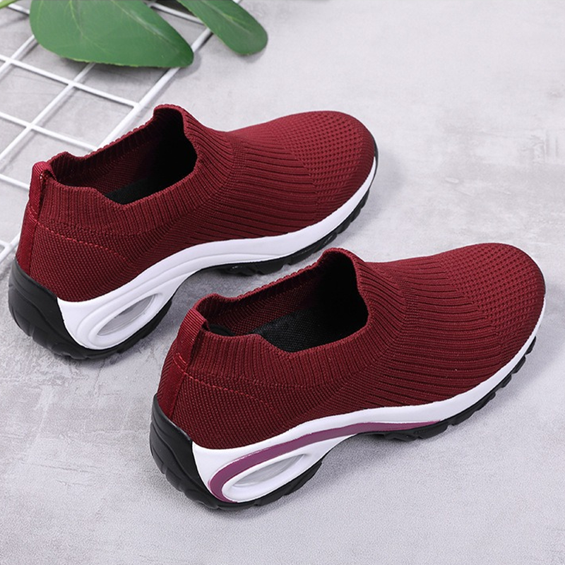 🔥 50% RABATT 👟🦶 Ortopediska mesh slip-on skor ✨ Ergonomisk dämpning, andningsbara & superbekväma för hela dagen 🌿