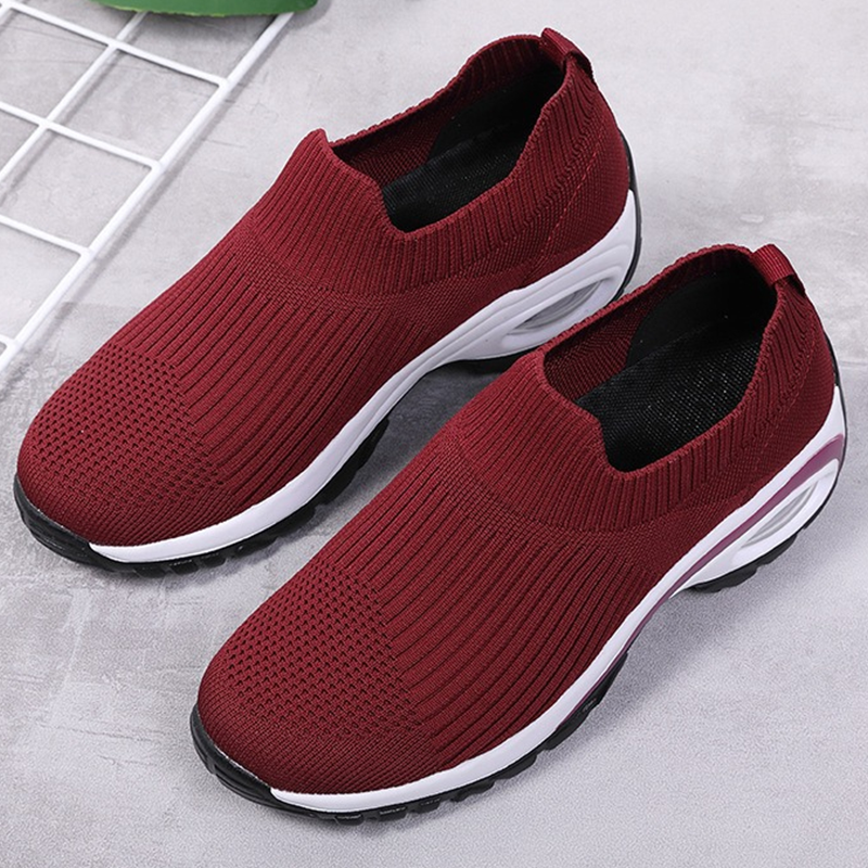 🔥 50% RABATT 👟🦶 Ortopediska mesh slip-on skor ✨ Ergonomisk dämpning, andningsbara & superbekväma för hela dagen 🌿
