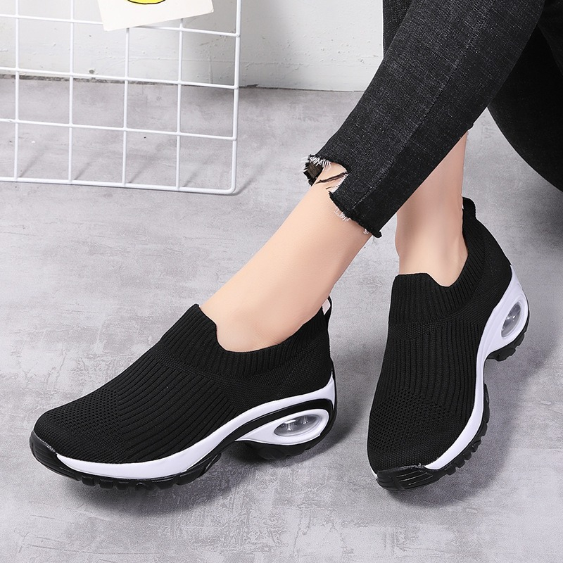 🔥 50% RABATT 👟🦶 Ortopediska mesh slip-on skor ✨ Ergonomisk dämpning, andningsbara & superbekväma för hela dagen 🌿