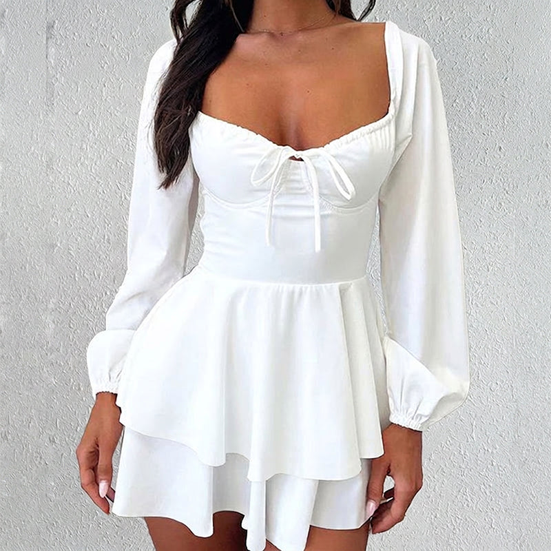 🔥 50% RABATT 👗 Miniklänning med hjärtformad halsringning ✨ Feminint elegant, smickrande passform & perfekt för sommarens alla tillfällen ☀️