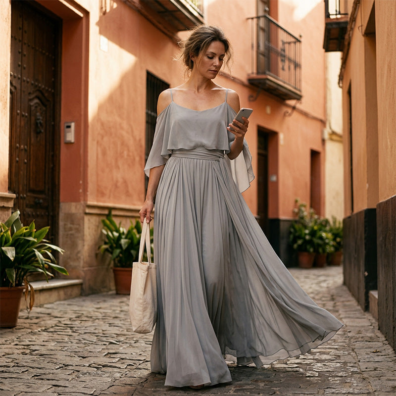👗 50% RABATT! 💃 Cold shoulder maxiklänning – Elegant & flödande design – Framhäver axlarna, smickrande passform & mjukt fall – perfekt för fest, bröllop eller varma sommarkvällar 🌿✨