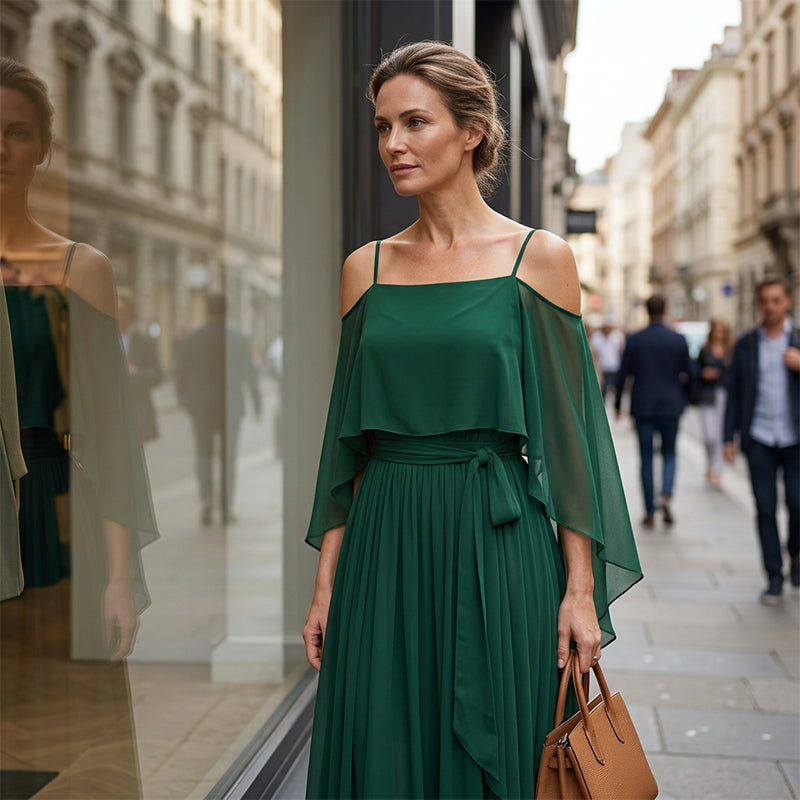 👗 50% RABATT! 💃 Cold shoulder maxiklänning – Elegant & flödande design – Framhäver axlarna, smickrande passform & mjukt fall – perfekt för fest, bröllop eller varma sommarkvällar 🌿✨