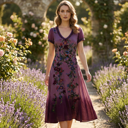 👗 Få 60 % rabatt nu!🌸 Mångsidig sommarklänning med V-ringning och blommönster